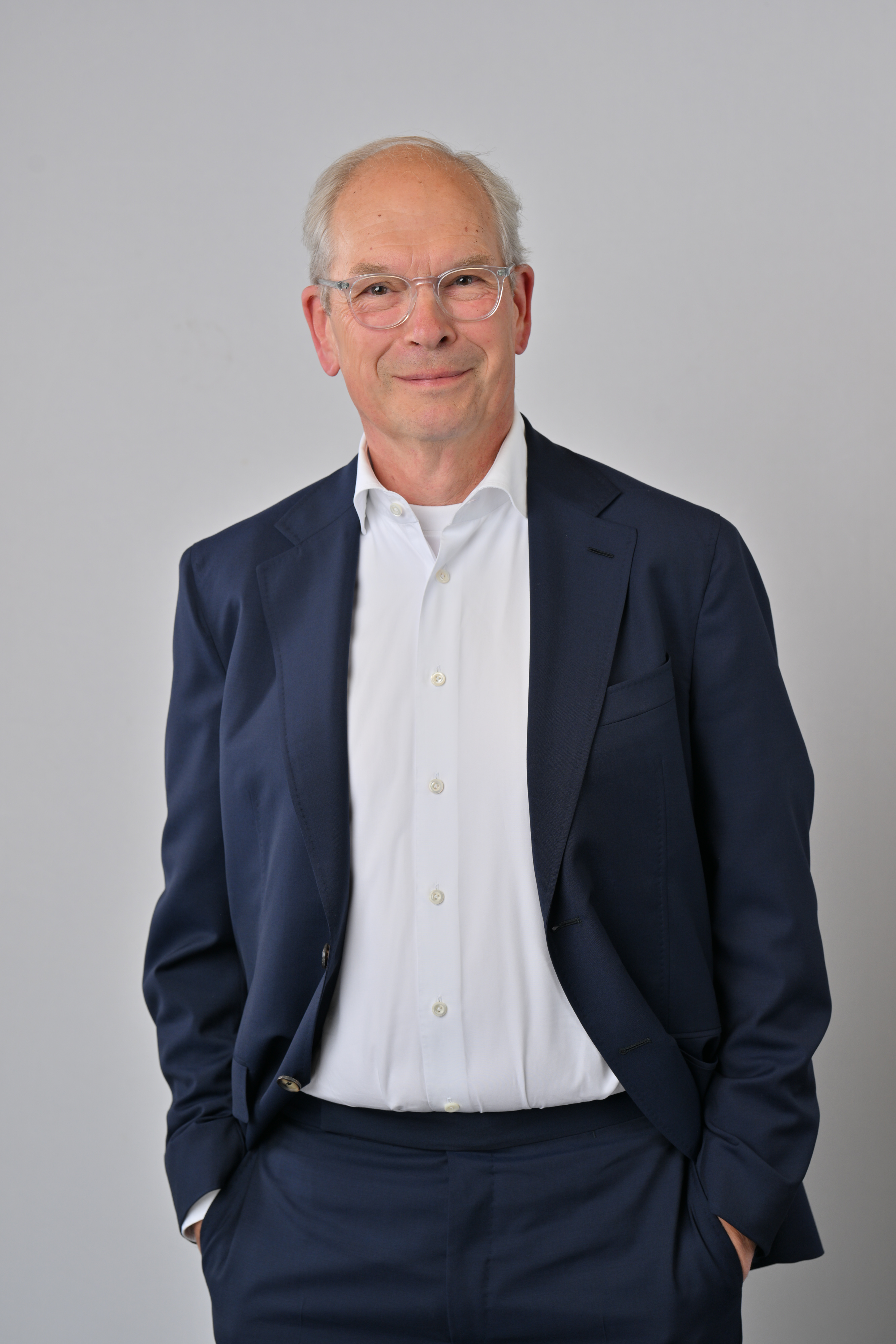 Dr. Thomas Bremen